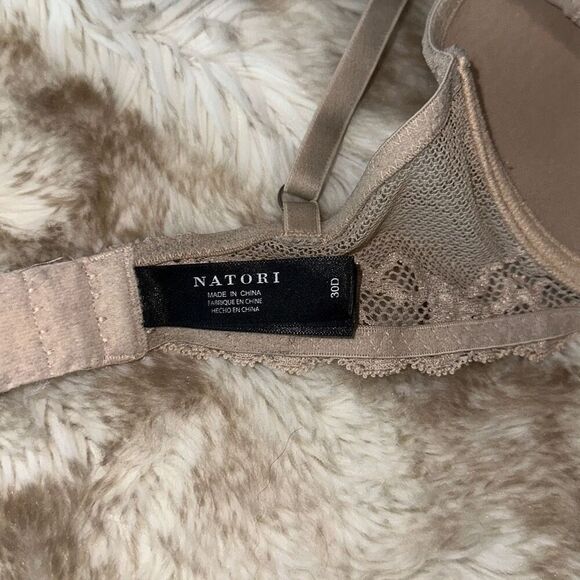 Natori nude soft cup bra with lace trim | Sz 30D - Picture 6 of 8
